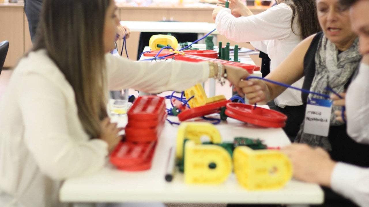 Insight Kit by MTa - teams playing