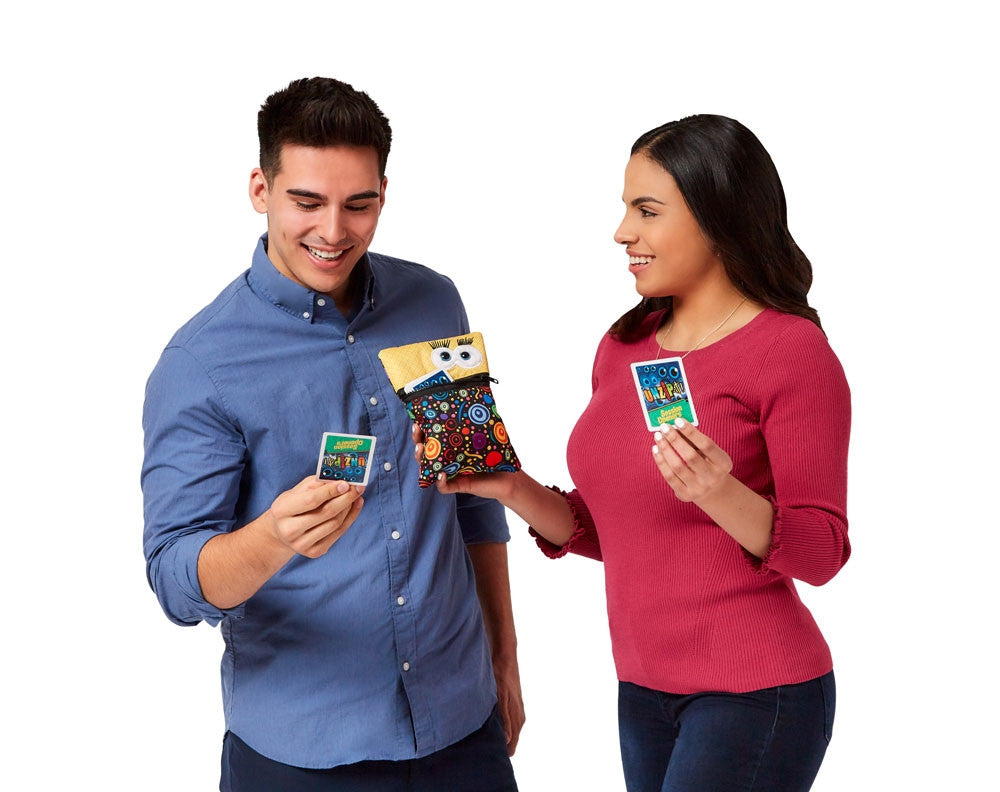 Players using UNZiP-it! with Meeting Zest Cards