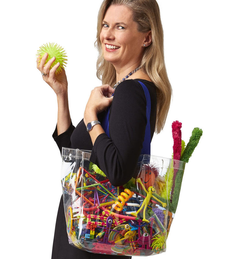 Kitchen Sink Fiddle Set; woman holding set in bag